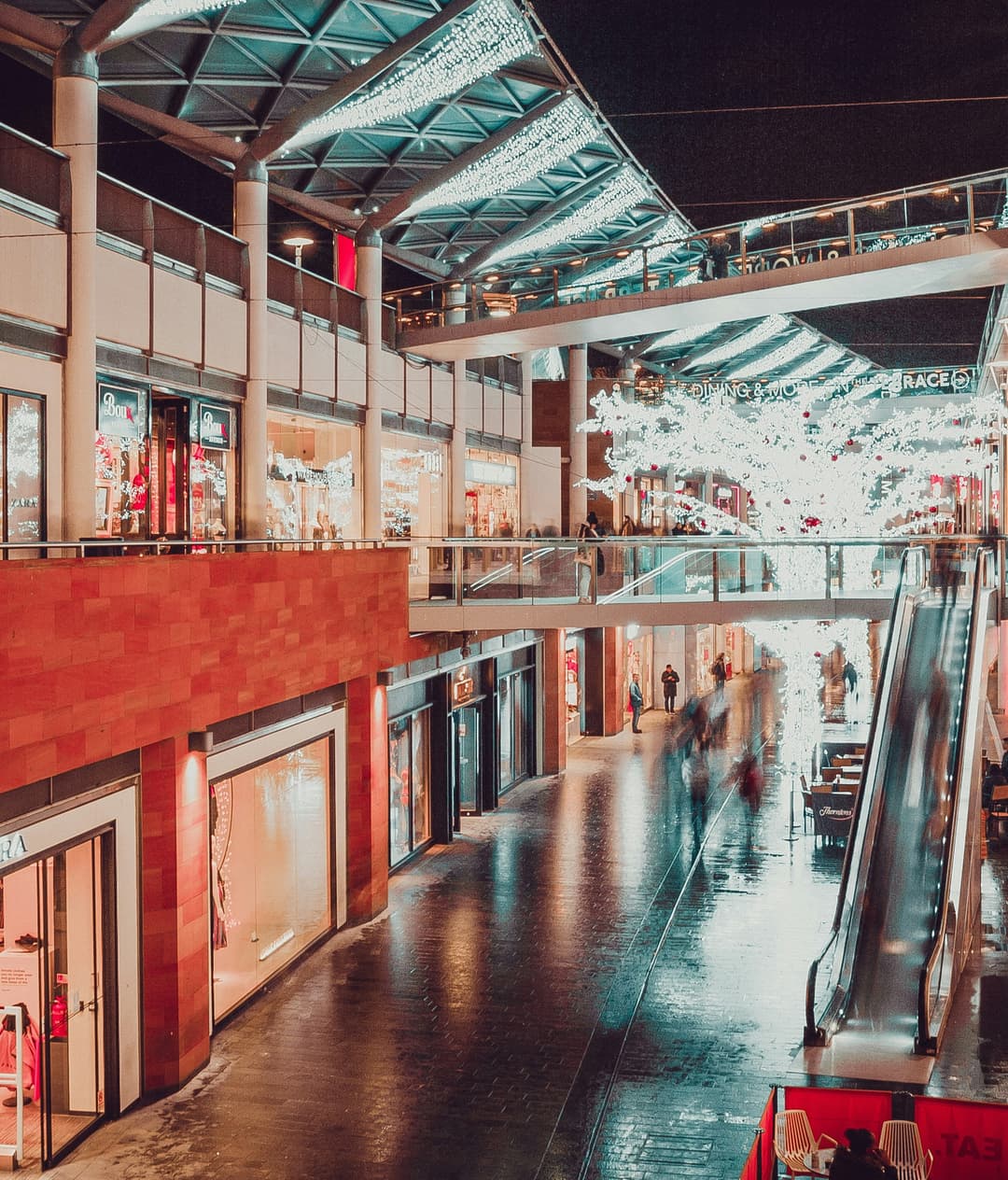 Shops Photo by Carl Raw on Unsplash